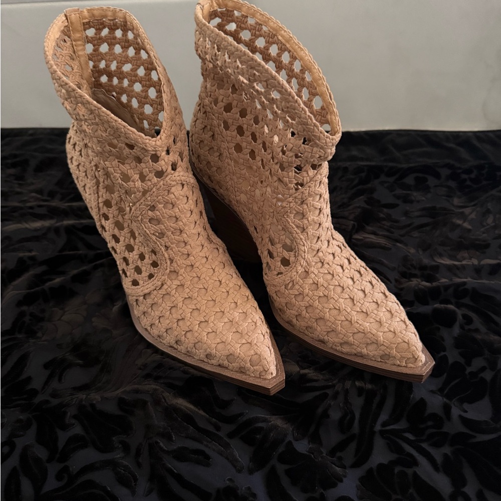 Jessica Simpson tan size 7 bootie with stacked leather heel. Worn once like new